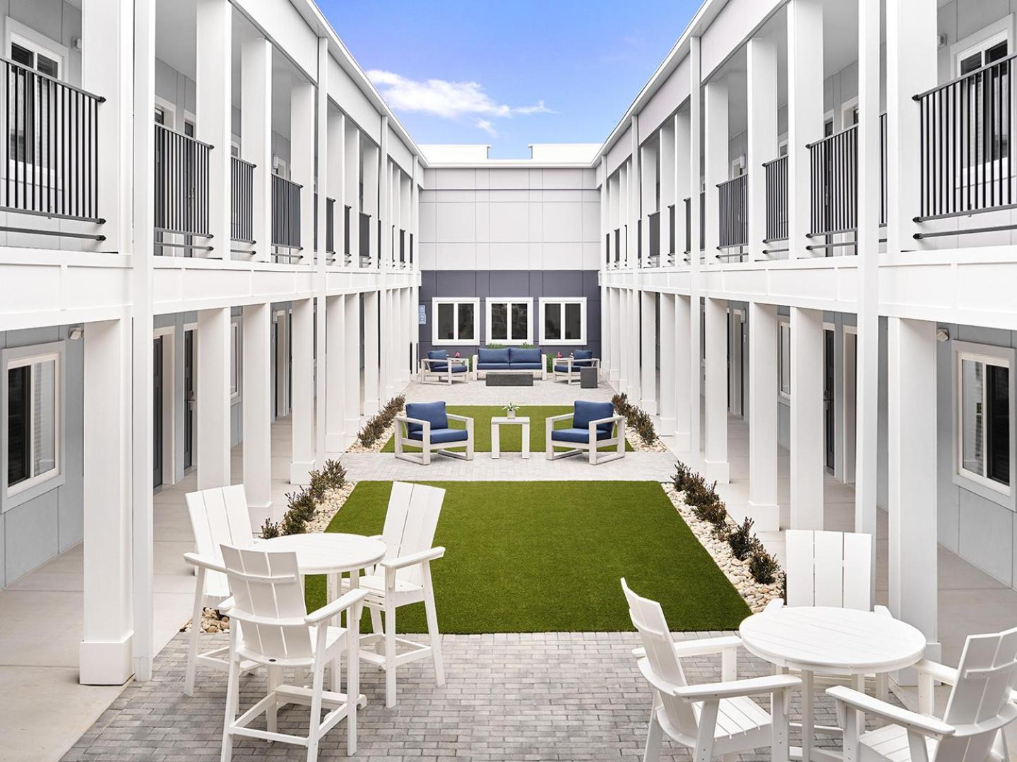stayAPT Suites Greenville-Haywood Mall Extérieur photo
